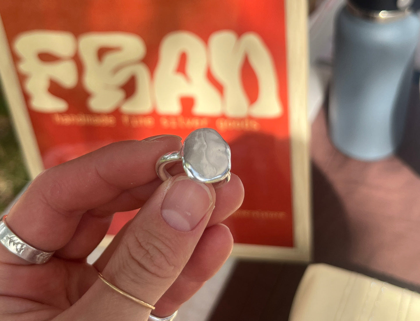 The statement signet